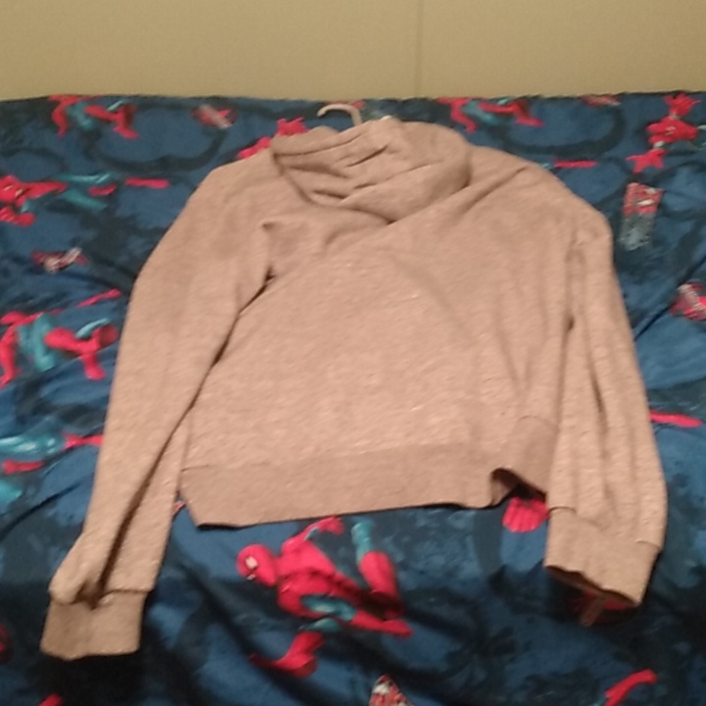 Sweatshirt - Picture 5 of 6